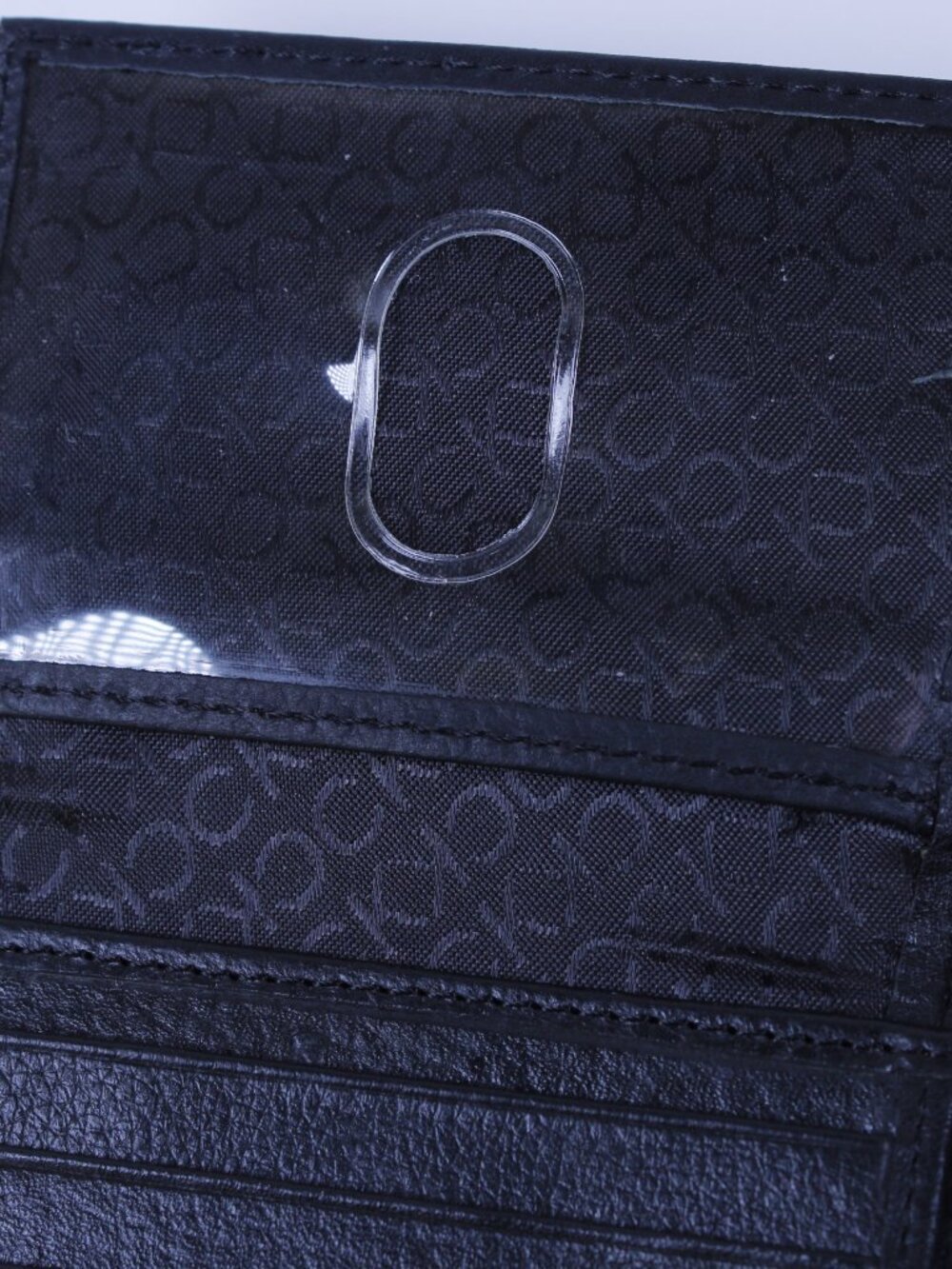 Calvin Klein Leather Wallet with RFID Protection – New in Box - Picture 7 of 9